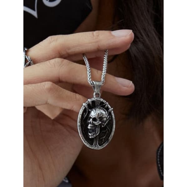Hell Skull necklace