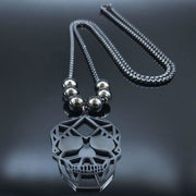 Skull Necklace with Black Pearl