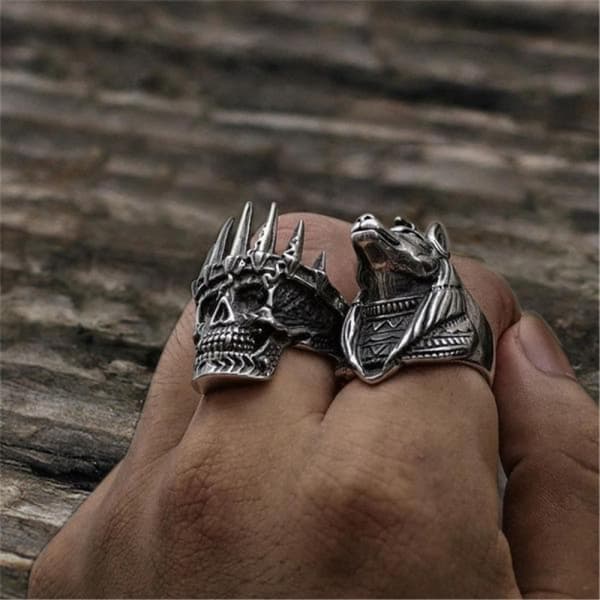 Skull with thorn crown ring in white bronze and oxidized antique color  ,Rocker jewelry ,Skull jewelry,Biker jewelry - Shop MAFIA JEWELRY General  Rings - Pinkoi