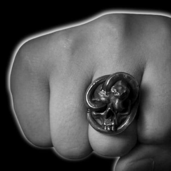 Snake skull ring